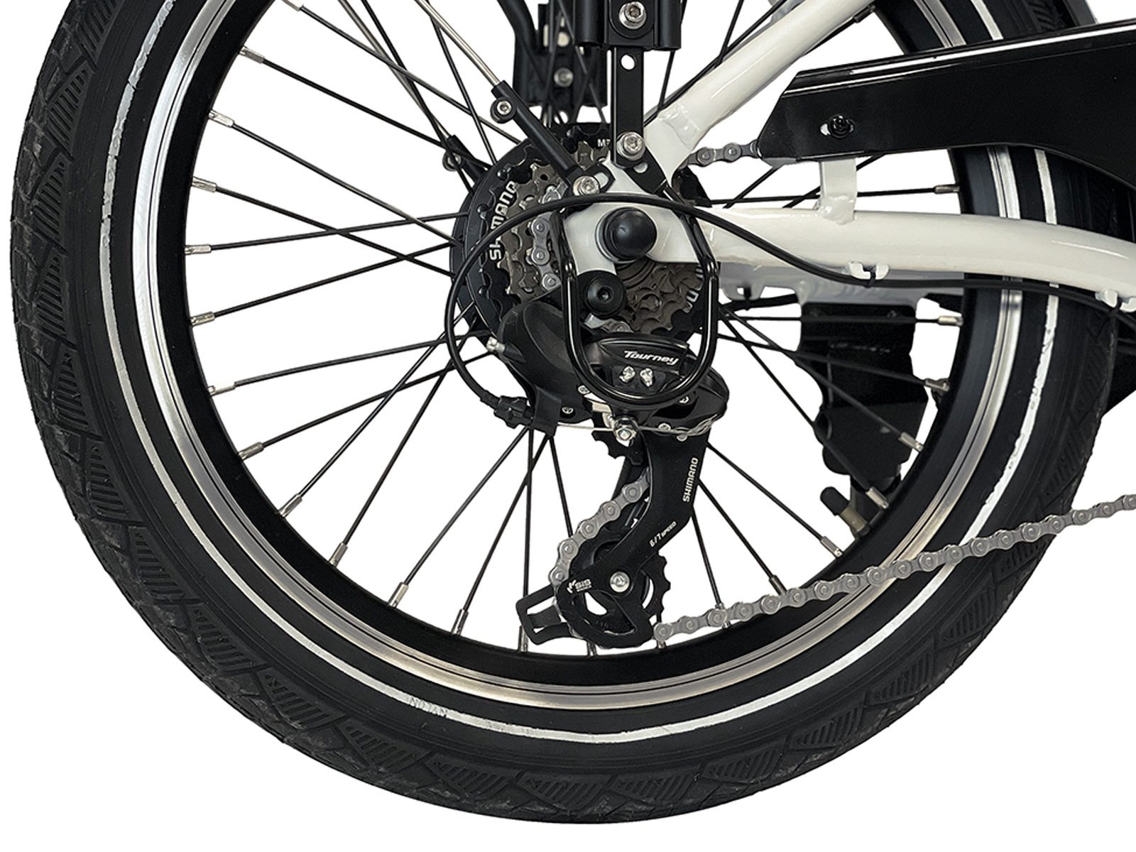 EMMI-25-Hinterrad_1600x1200