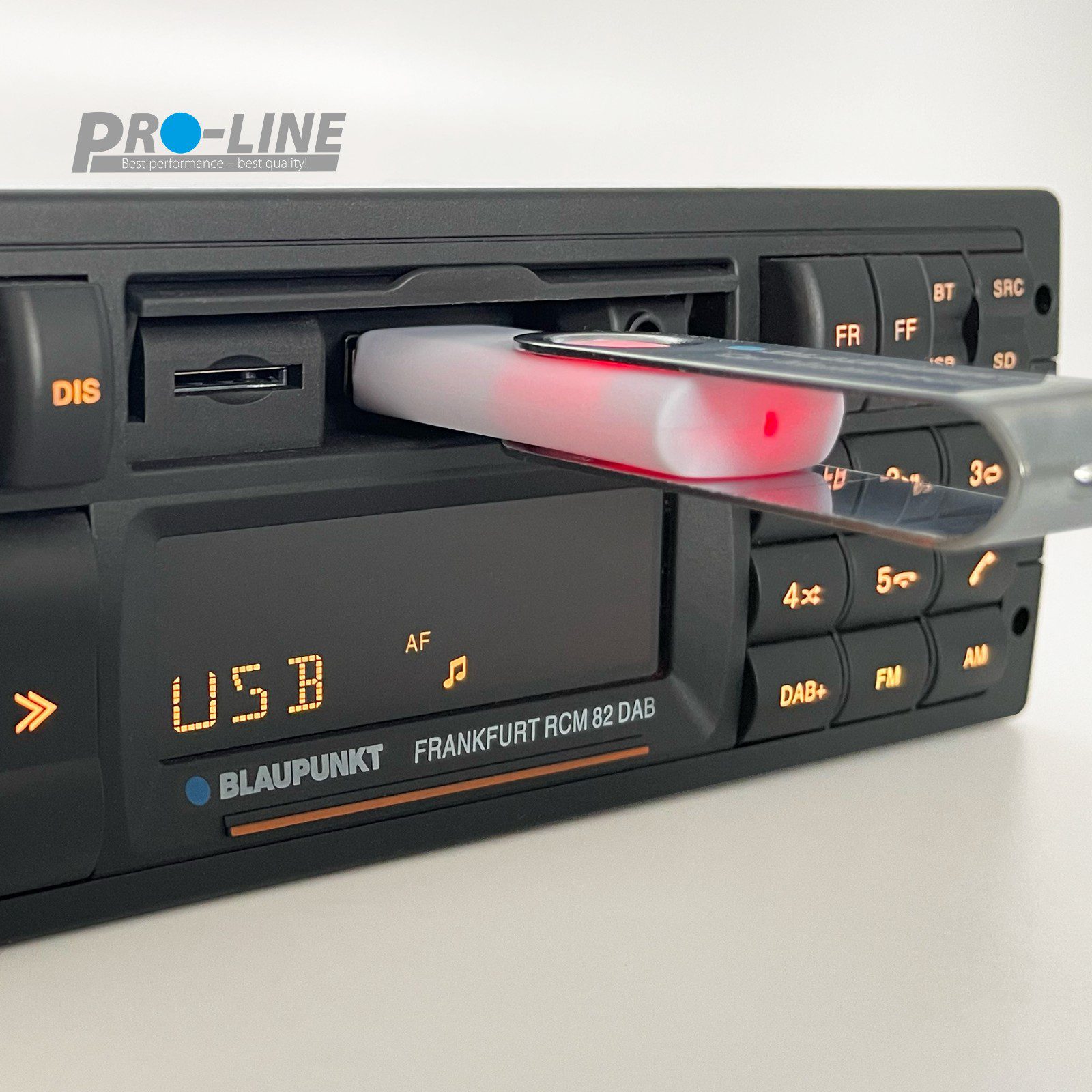 Frankfurt RCM 82 DAB Front Input USB PL Inserted USB